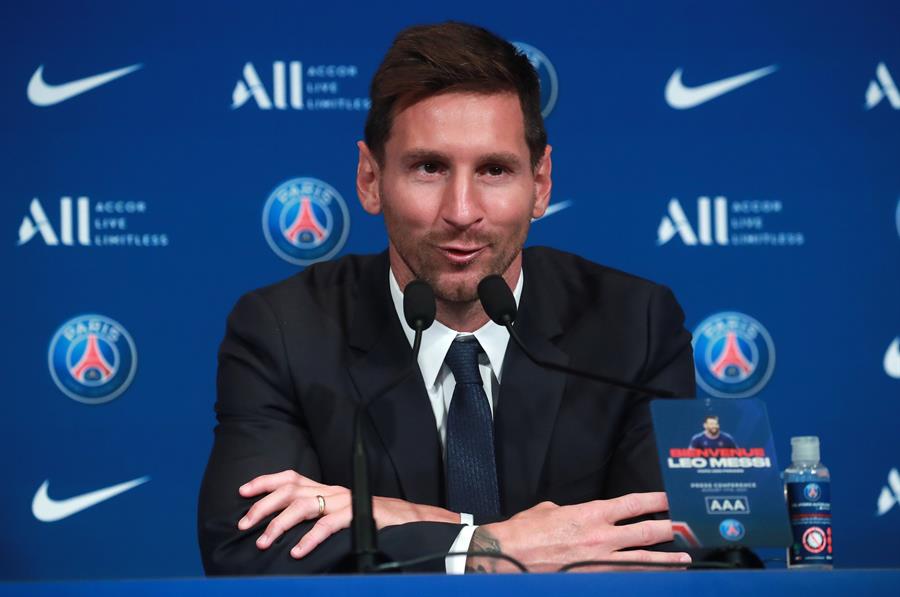 Lionel Messi en conferencia de prensa con el PSG
