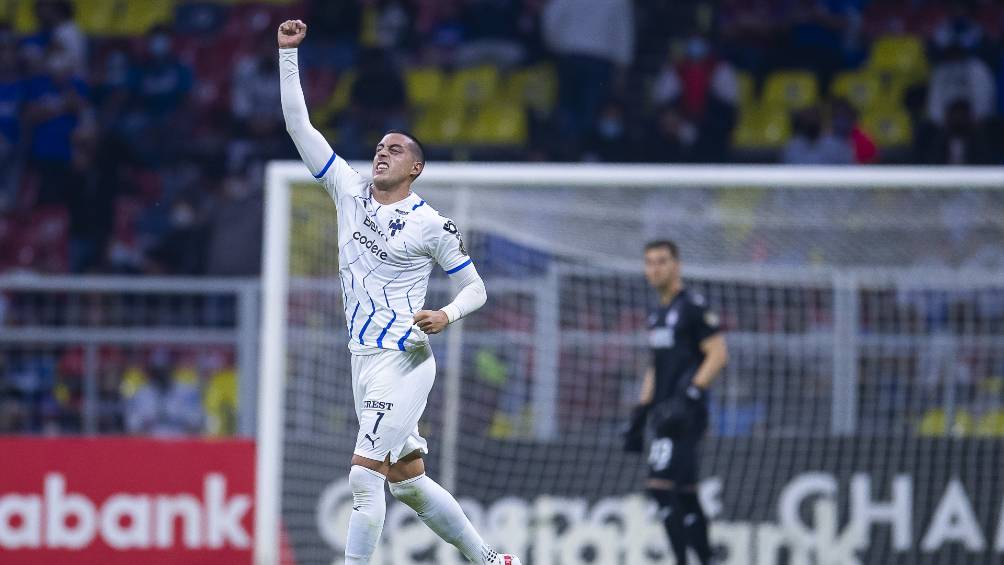 Rogelio Funes Mori tras anotar el tercer gol del partido