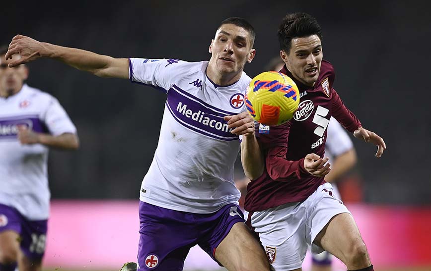 Partido del futbol italiano entre Torino y Fiorentina 