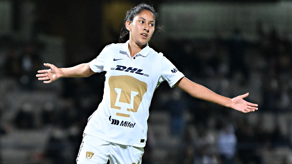 Catherine Rodríguez festejando gol con Pumas en la Liga MX Femenil