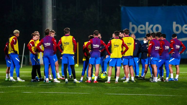 Jugadores del Barcelona durante un entrenamiento