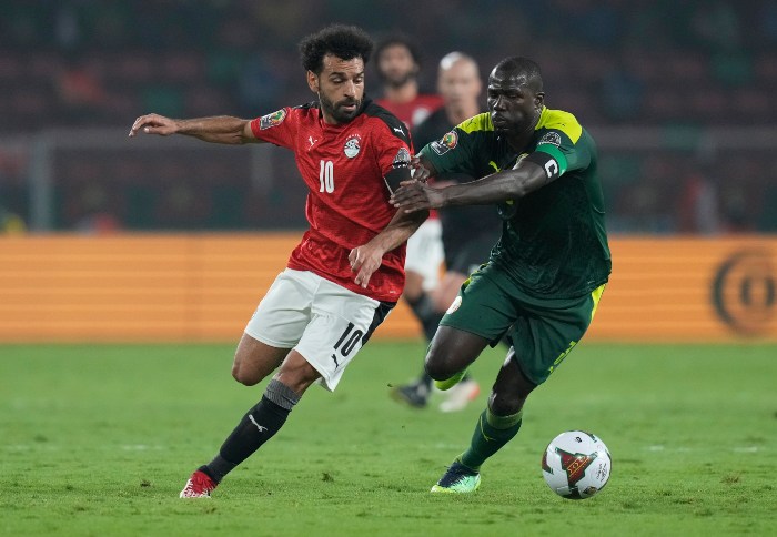 Mohamed Salah en acción con Egipto