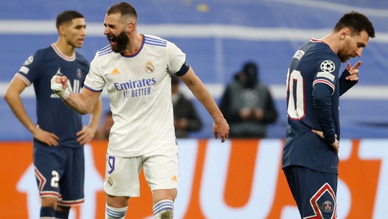 Karim Benzema festejando gol ante el París Saint-Germain 