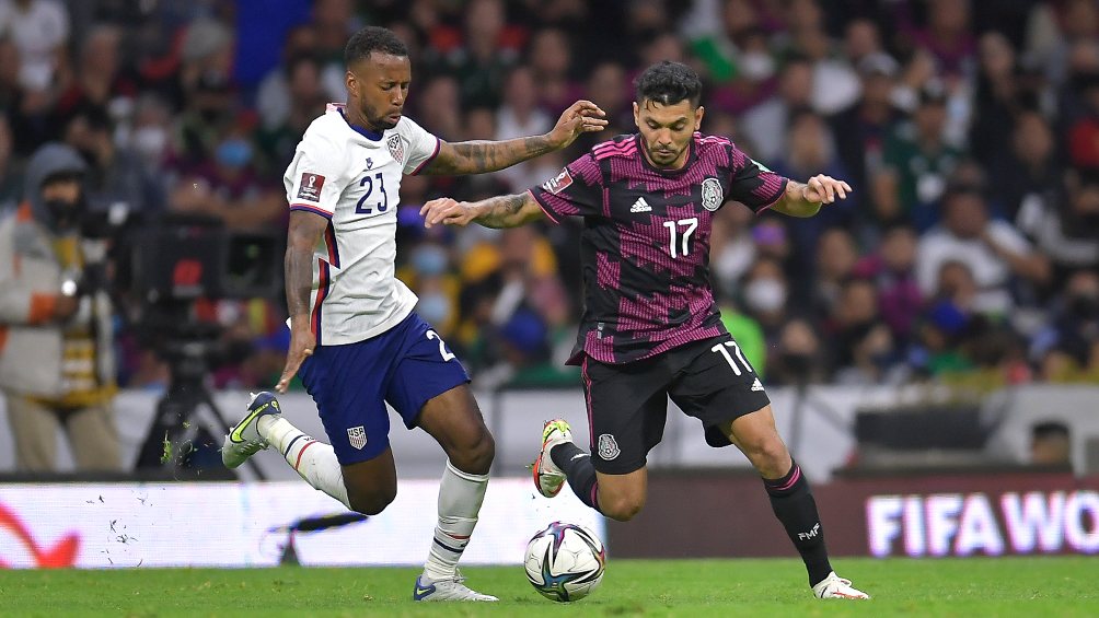 México jugando partido ante Estados Unidos en el Estadio Azteca