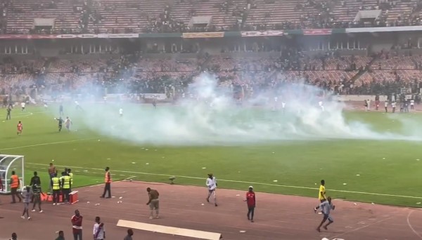 Disturbios en el Estadio Abuya