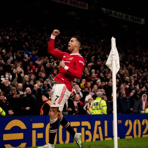 Cristiano Ronaldo celebra con el United