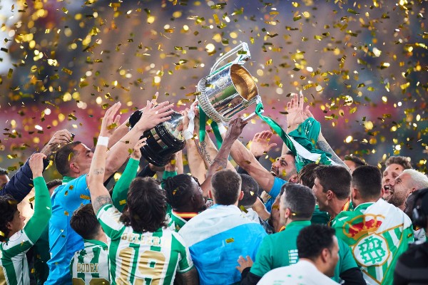 Real Betis levanta la Copa del Rey