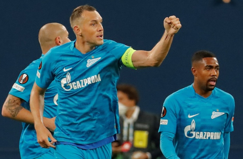 Jugadores del Zenit festejando un gol a favor
