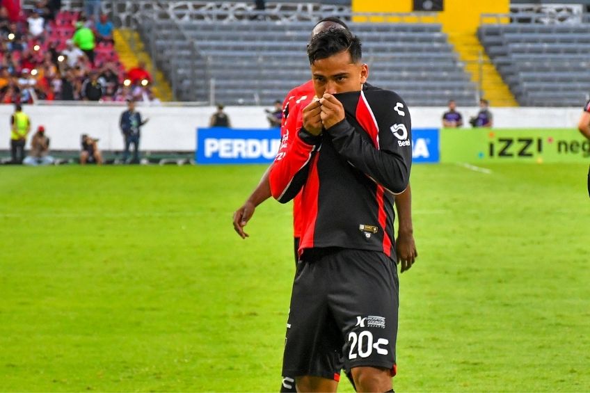 Jairo Torres en su último partido con Atlas
