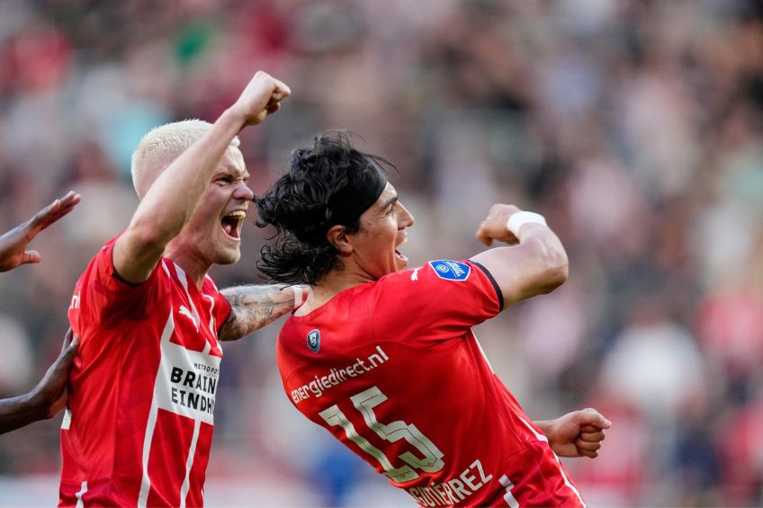 Erick Gutiérrez festejando un gol