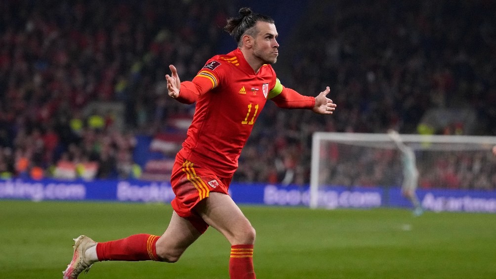 Gareth Bale festejando gol con la Selección de Gales ante Austria