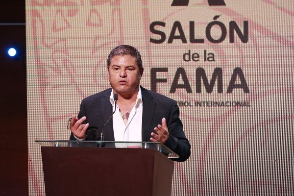 Daniel Guzmán en conferencia