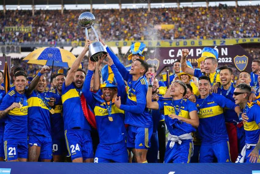 Boca Juniors celebrando el título