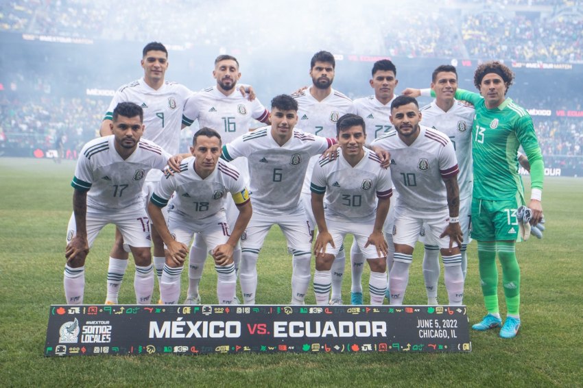 Jugadores de la Selección Mexicana previo al juego ante Ecuador