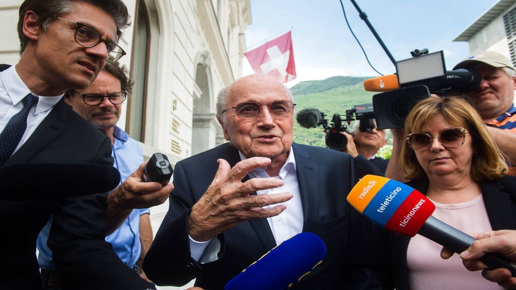 Joseph Blatter llega a comparecer ante la justicia