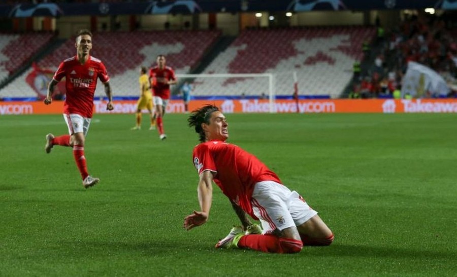 Núñez celebra gol con el Benfica