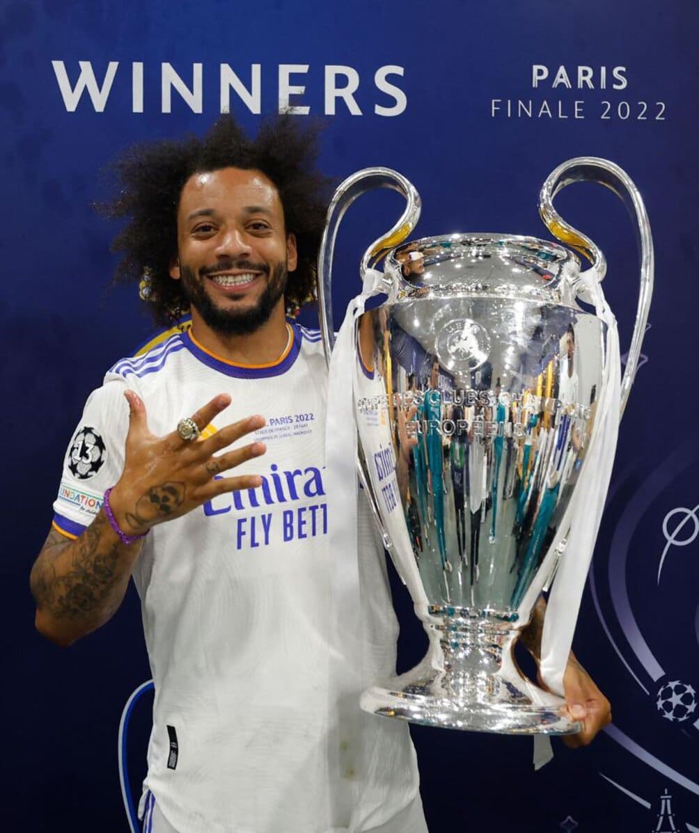 Marcelo presume su quinta Champions League