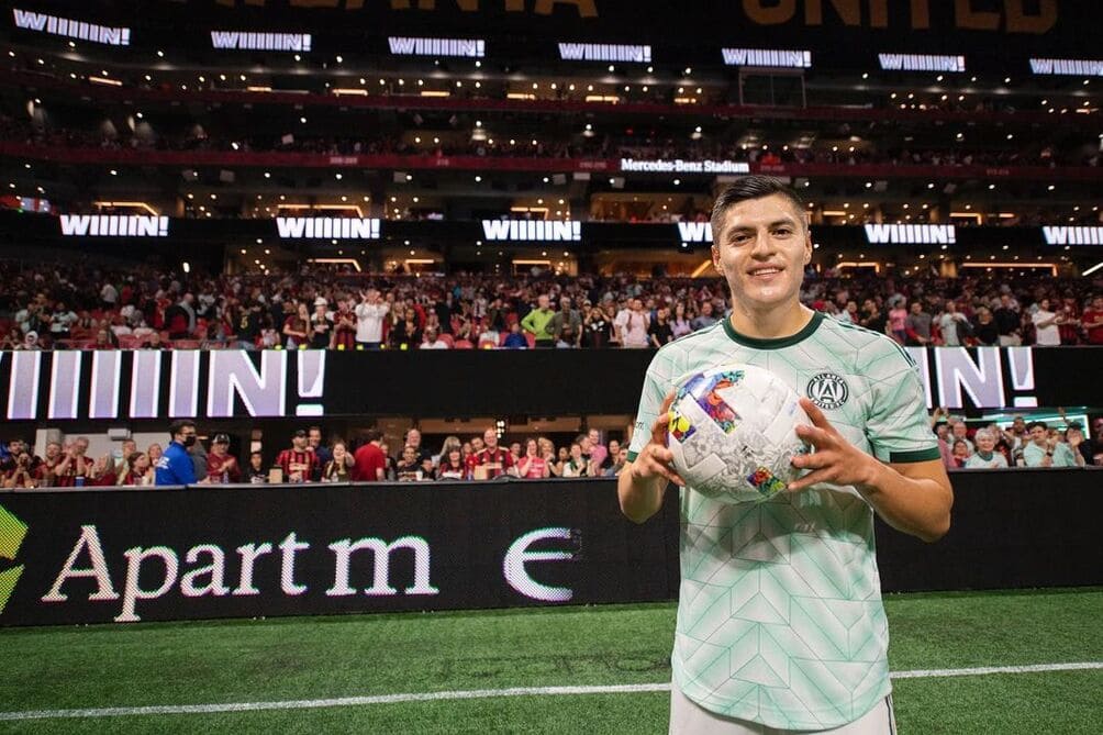 Ronaldo Cisneros vive sus mejores momentos en la MLS