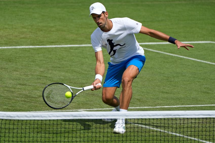 Novak Djokovic durante una práctica