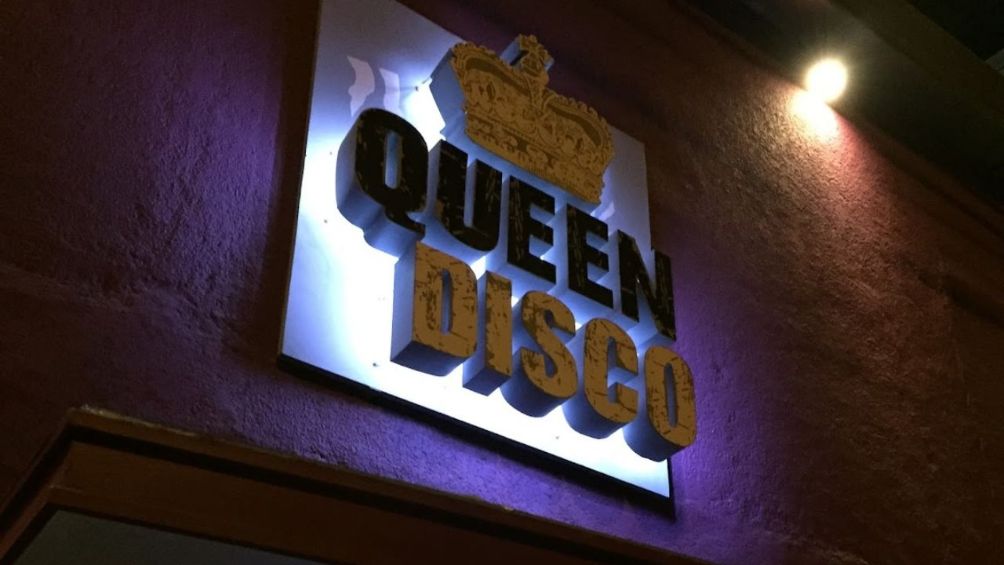 Queen Disco fue el lugar agraviado