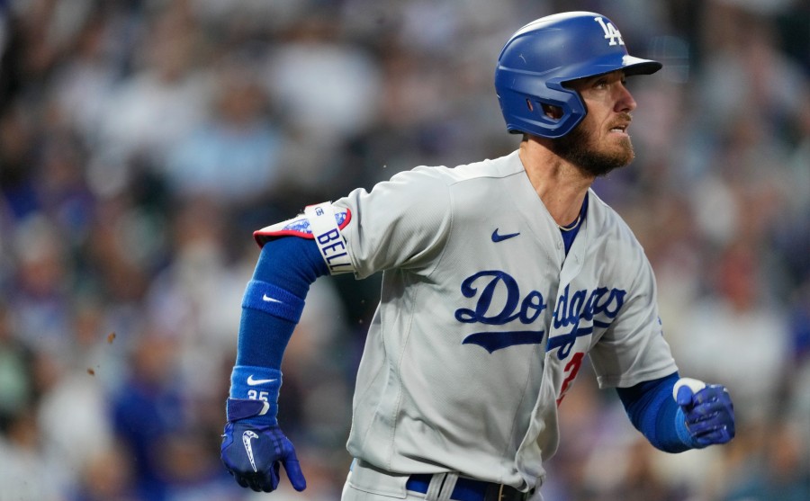 Cody Bellinger tras conectar imparable