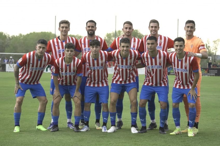 Cuadro titular del Sporting Gijón ante el Alavés