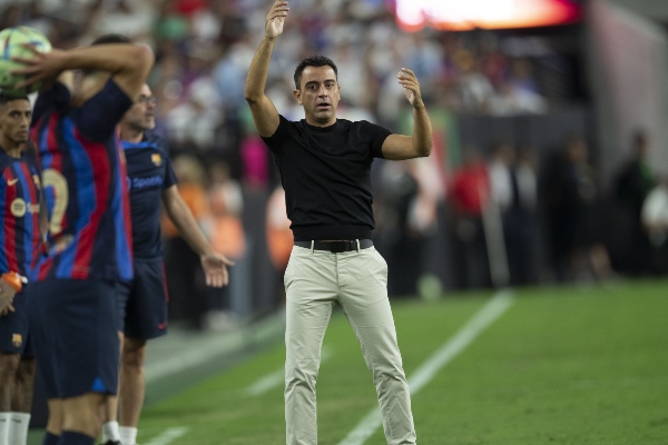 Xavi quiere regresar la gloria a Barcelona