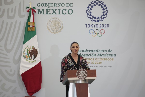 Ana Gabriela Guevara, directora general de la Comisión Nacional de Cultura Física y Deporte