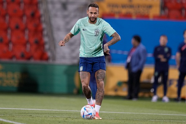 Neymar Jr. entrena con Brasil en Qatar 2022