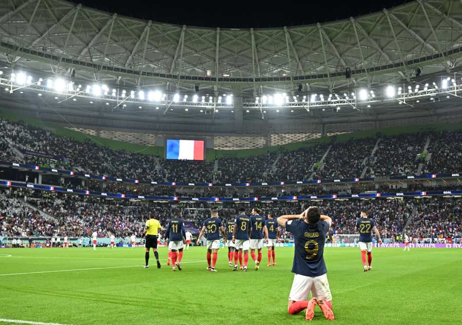 Francia celebrando pasar a Cuartos de Final