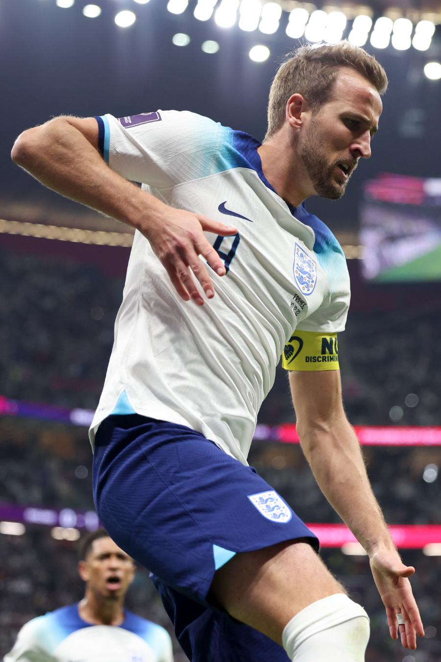 Kane festejando su gol ante Francia
