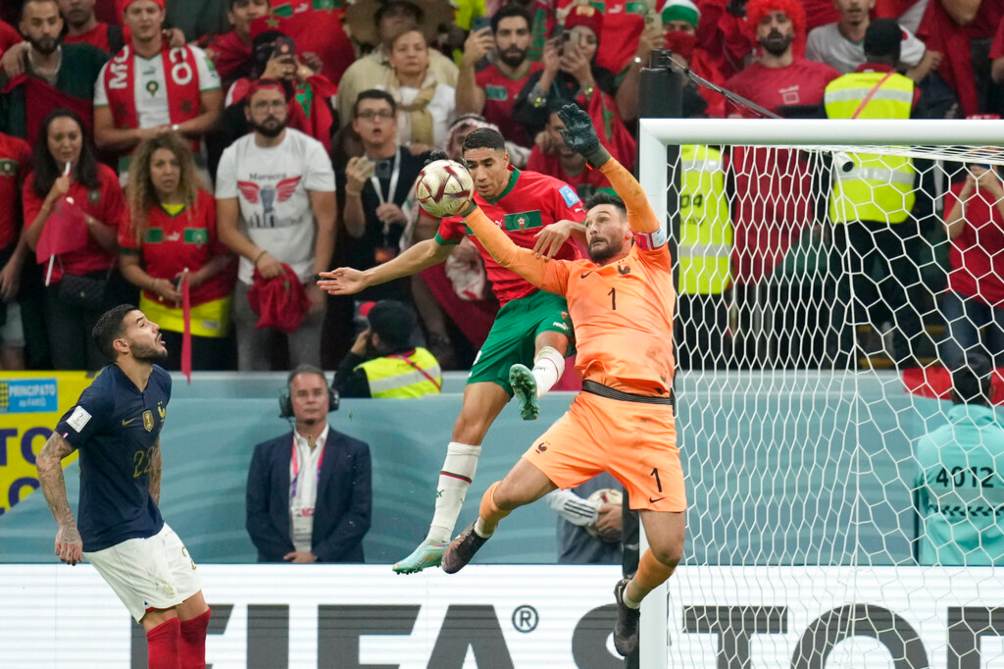 Hugo Lloris en el jeugo contra Marruecos