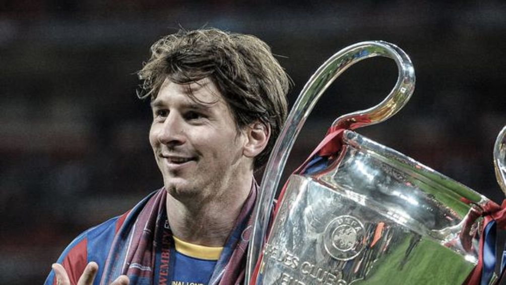 Messi levantando la Champions con el Barça