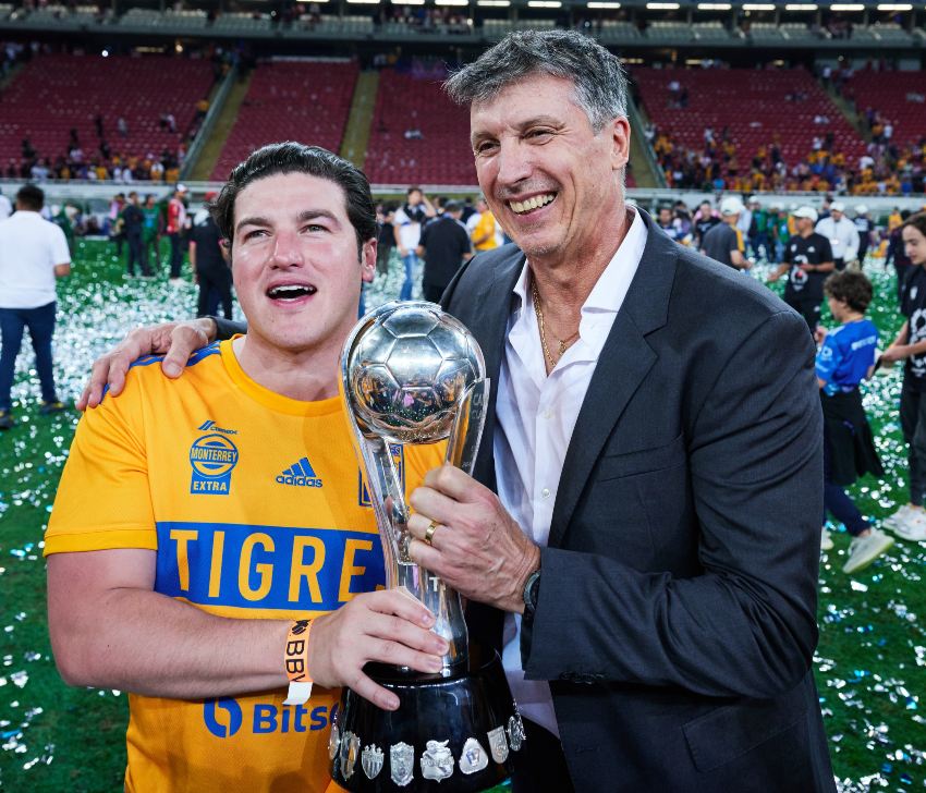Siboldi y García celebrando el título de Tigres