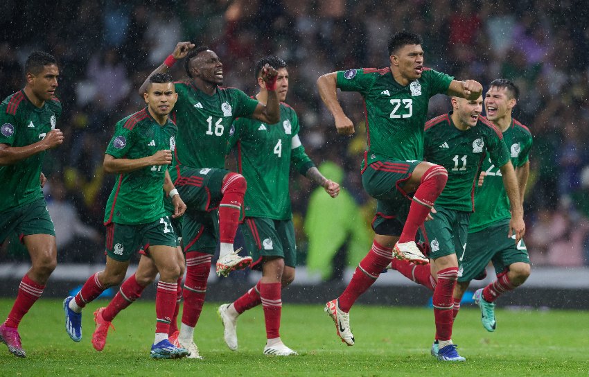 México celebrando su pase a Copa América