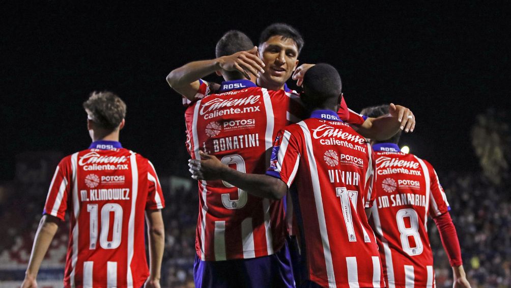San Luis celebrando el gol de Bonatini