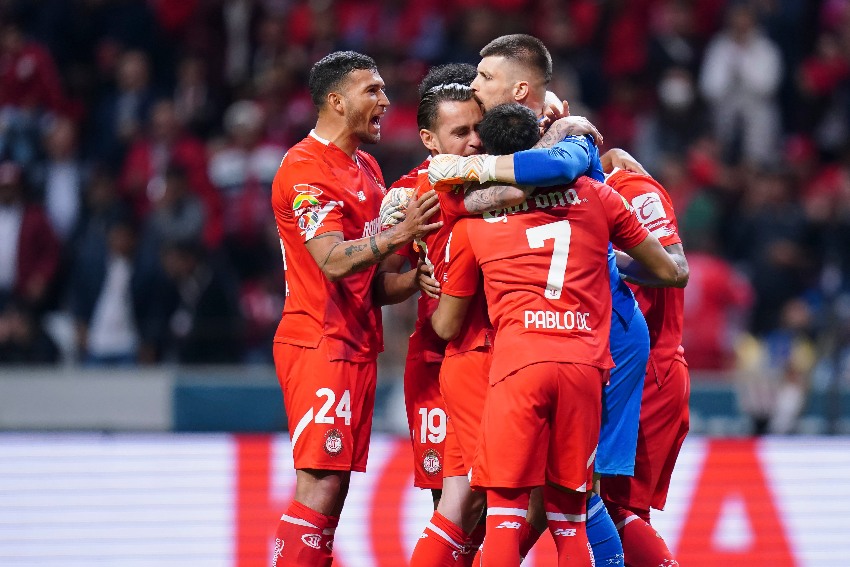 Volpie celebrando su gol vs Santos