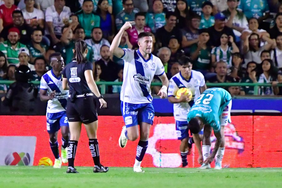 Santiago Ormeño anotó el gol del Puebla