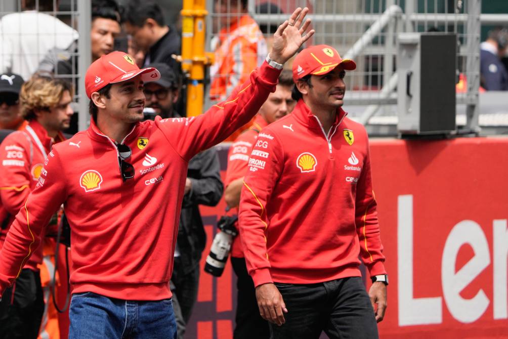 Charles Leclerc y Carlos Sainz en el Gran Premio de China 