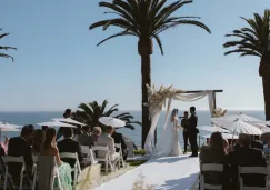 Carlos Vela y su esposa renuevan sus votos en lujosa boda Carlos Vela y su esposa renuevan sus votos en lujosa boda