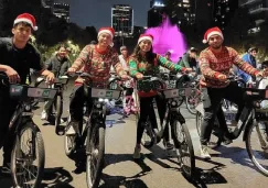 Desde las 19:00 horas, la gente podrá congregarse a lo largo y ancho de la avenida. Desde las 19:00 horas, la gente podrá congregarse a lo largo y ancho de la avenida.