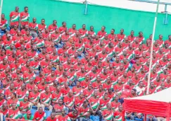 Futbolista muere en pleno partido Futbolista muere en pleno partido