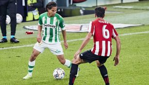 Diego Lainez en un duelo contra el Athletic Club 