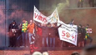 Manchester United vs Liverpool: Se retrasó por invasión de aficionados en Old Trafford