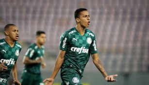 Jugador de Palmeiras festejando un gol