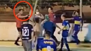 Árbitro golpea con pistola a jugadores de futbol sala en Brasil