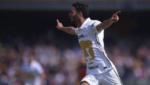 Jerónimo Rodríguez festeja su gol en el Pumas vs Tigres