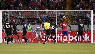 Costa Rica en metiendo el gol 