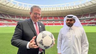 Marcelo Ebrard en su visita al Estadio Ahmed Bin Ali