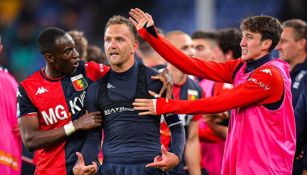 Jugadores del Genoa celebrando la victoria sobre la Juventus